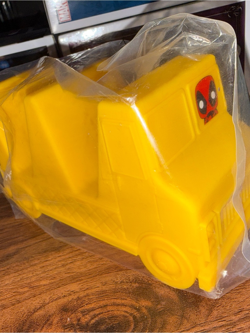 Marvel X-men Deadpool Chimichanga Taco Truck school bus universe funko pop SDCC